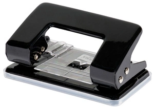 Діркопробивач Norma металевий 8см 10арк. чорний (4325)